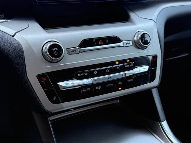 Used 2022 Gray Ford XLT image 18