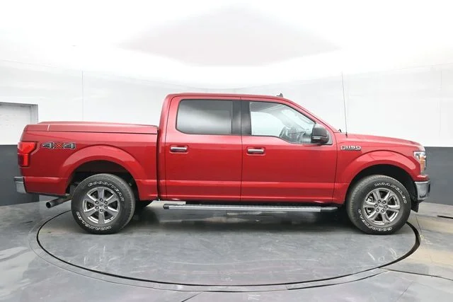 Used 2020 Red Ford XLT image 10