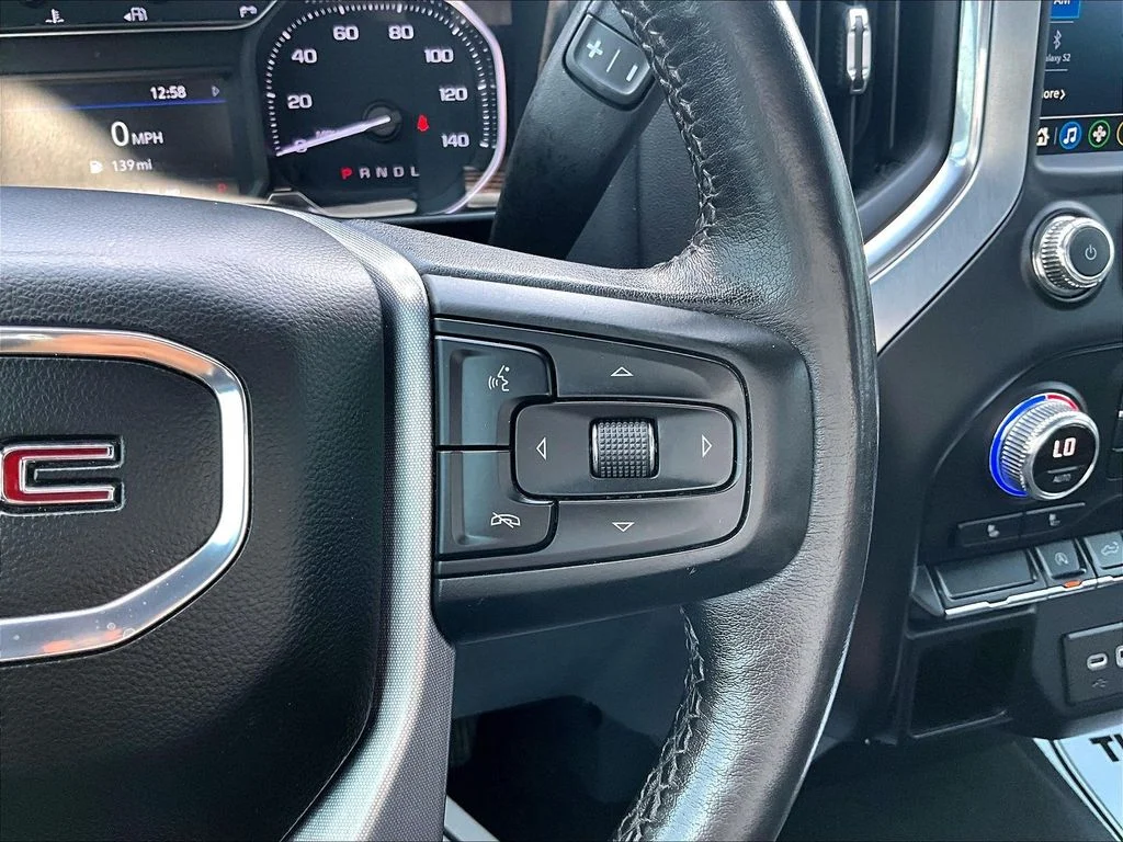 Used 2021 Red GMC Elevation image 19