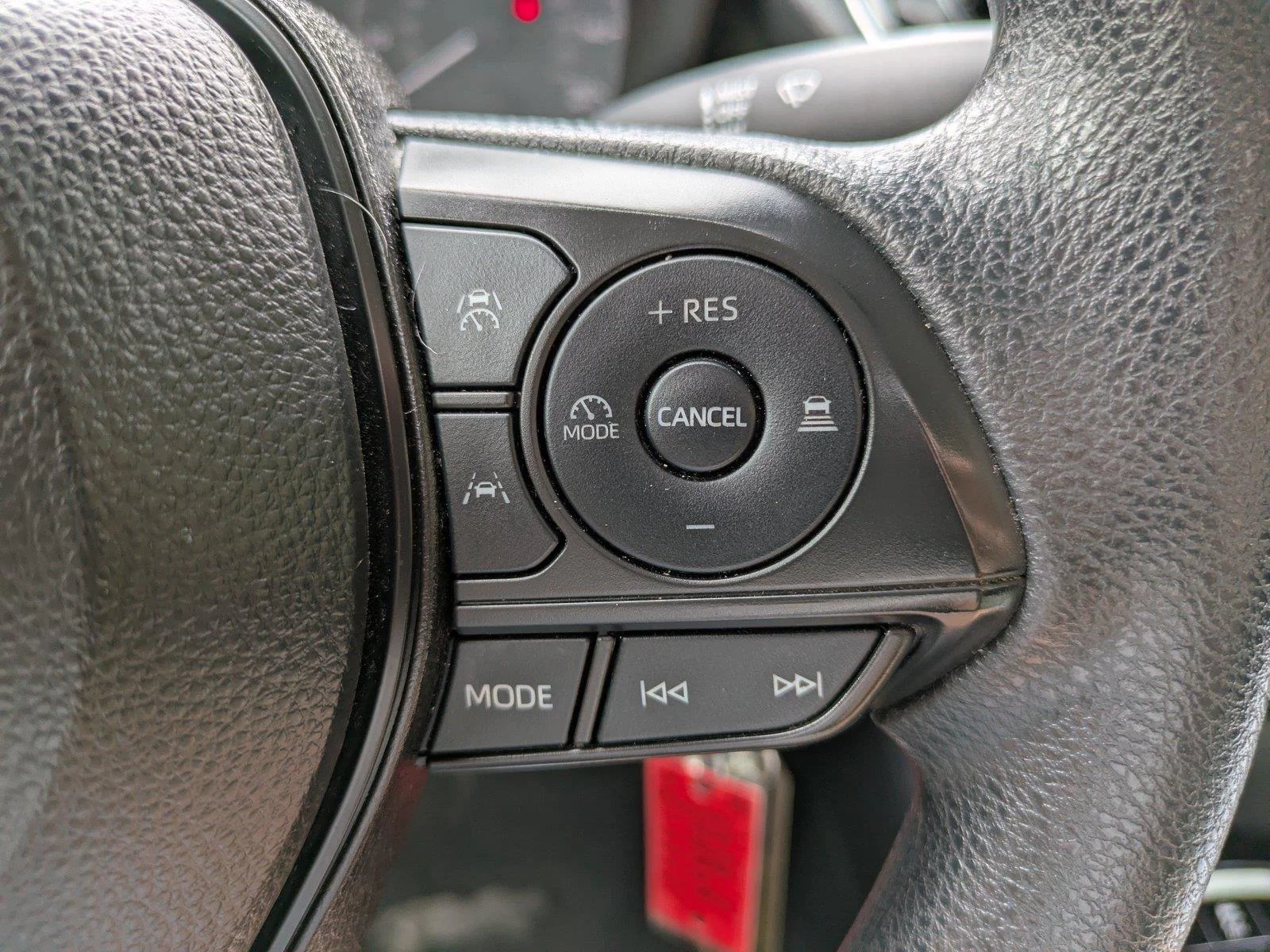 Used 2024  Toyota LE image 23