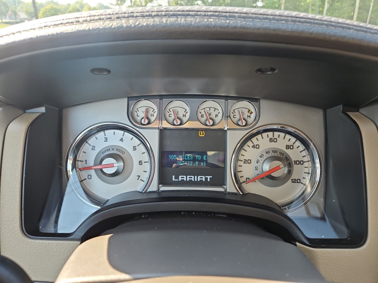 Used 2010  Ford Lariat image 23