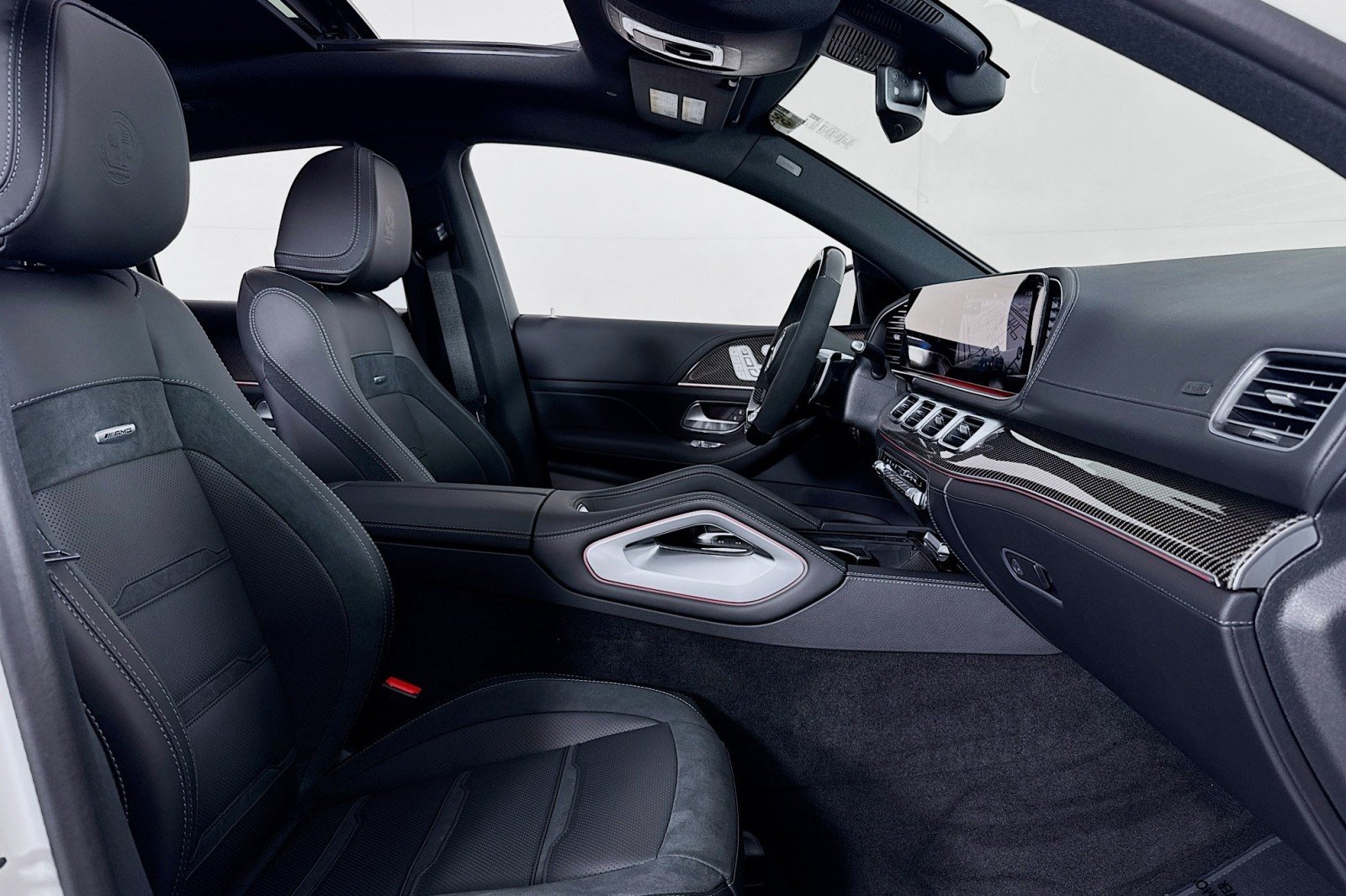 New 2026 Polar White Mercedes-Benz AMG® GLE 53 4MATIC+ Coupe image 6