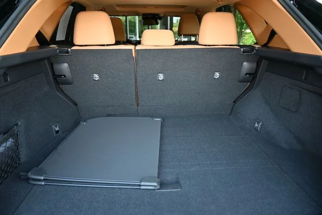 Certified Used 2025 CAVIAR Lexus 450h+ Luxury image 6