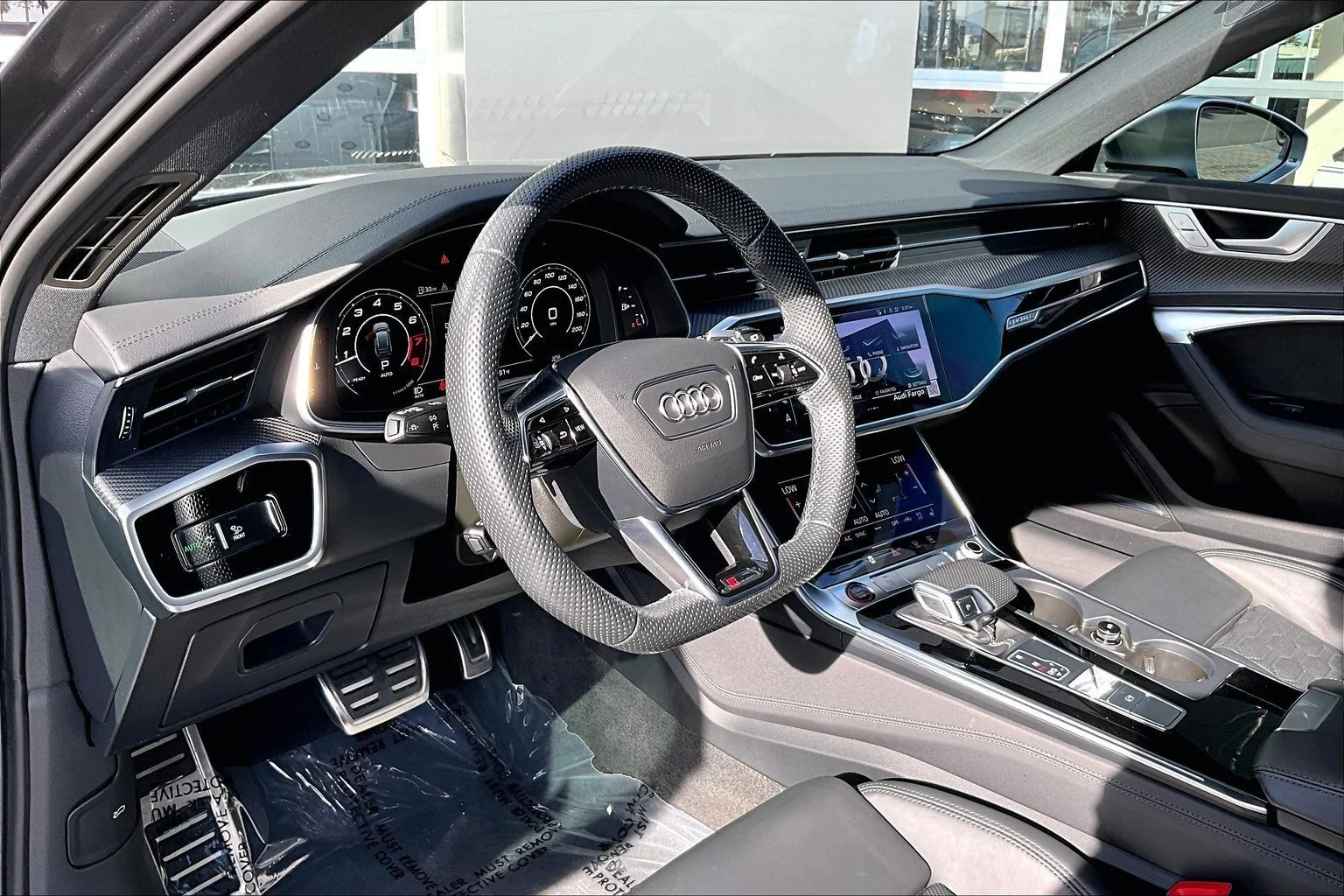 2023 Audi RS 6 Avant Base - Photo 14