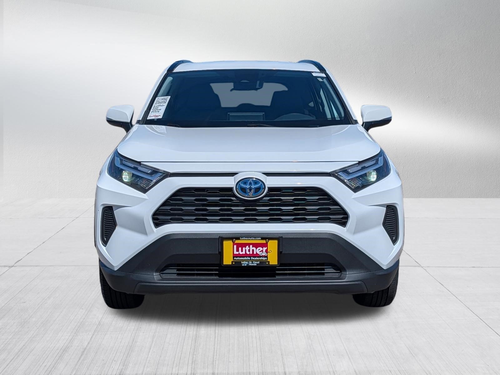 Used 2022 Toyota RAV4 XLE with VIN 4T3RWRFVXNU062554 for sale in Waite Park, Minnesota