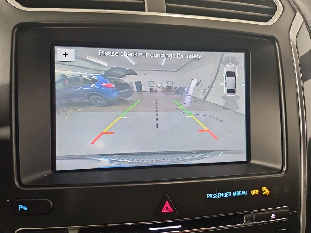 Used 2018 Blue Ford Sport image 21