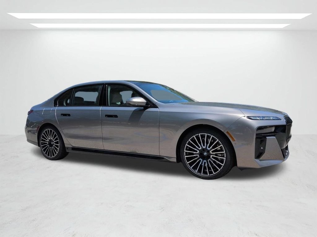 New 2026 Oxide Grey Metallic BMW 760i xDrive image 2