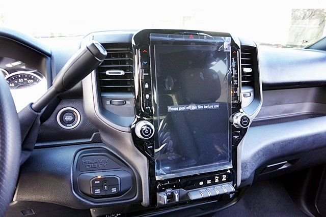 New 2026 Granite Crystal Metallic Clear-Coat Exterior Paint RAM Tradesman image 29