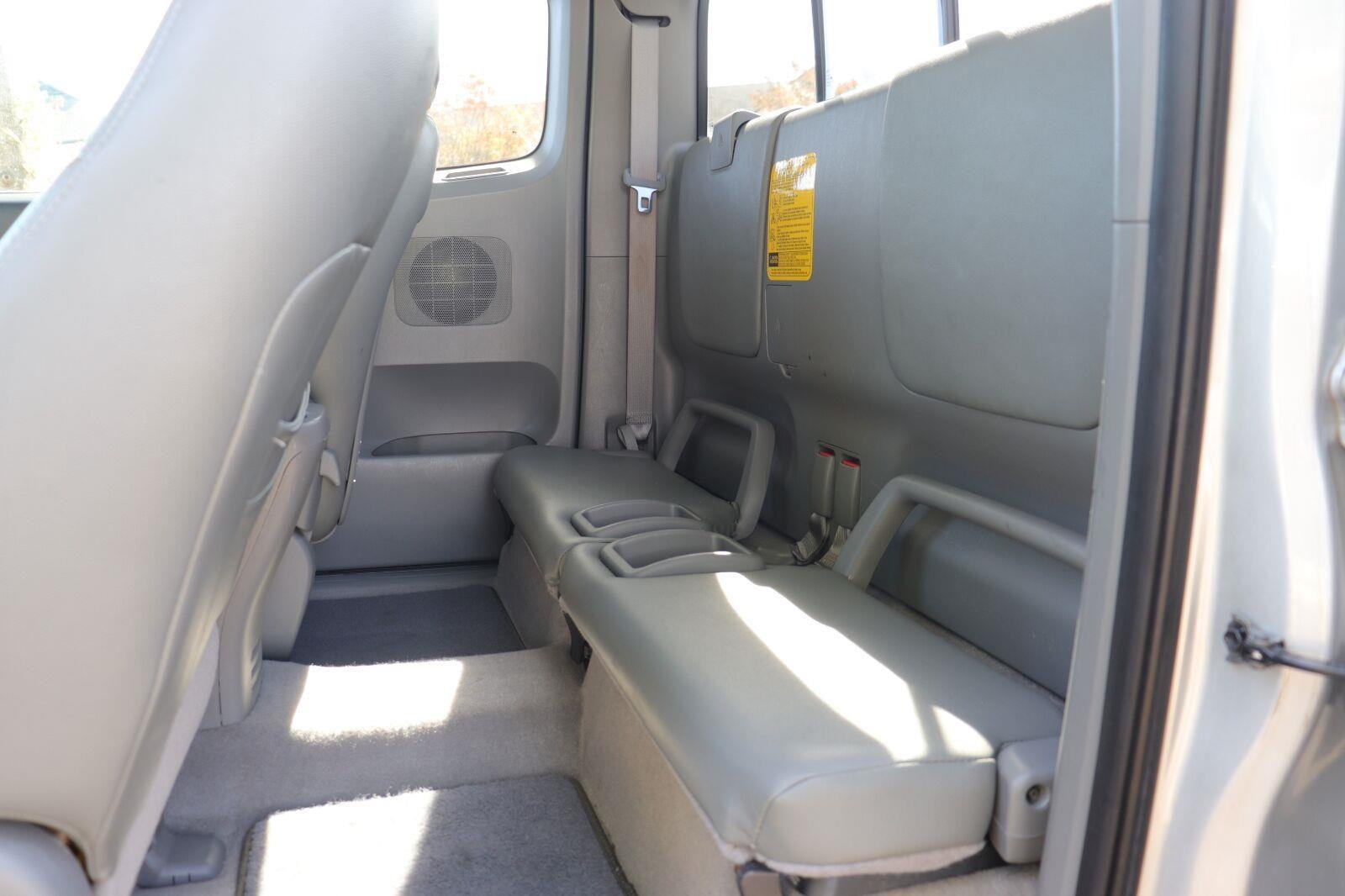 Used 2008 Silver Streak Mica Toyota Base image 13