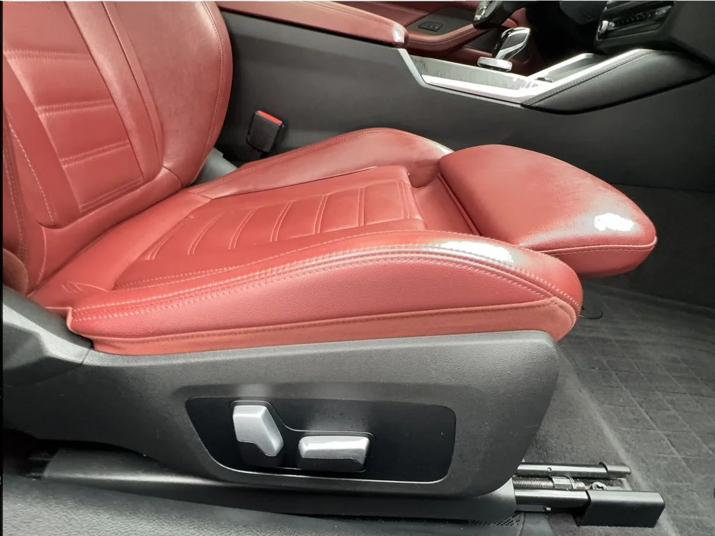 Used 2022 Black BMW M440i xDrive image 26