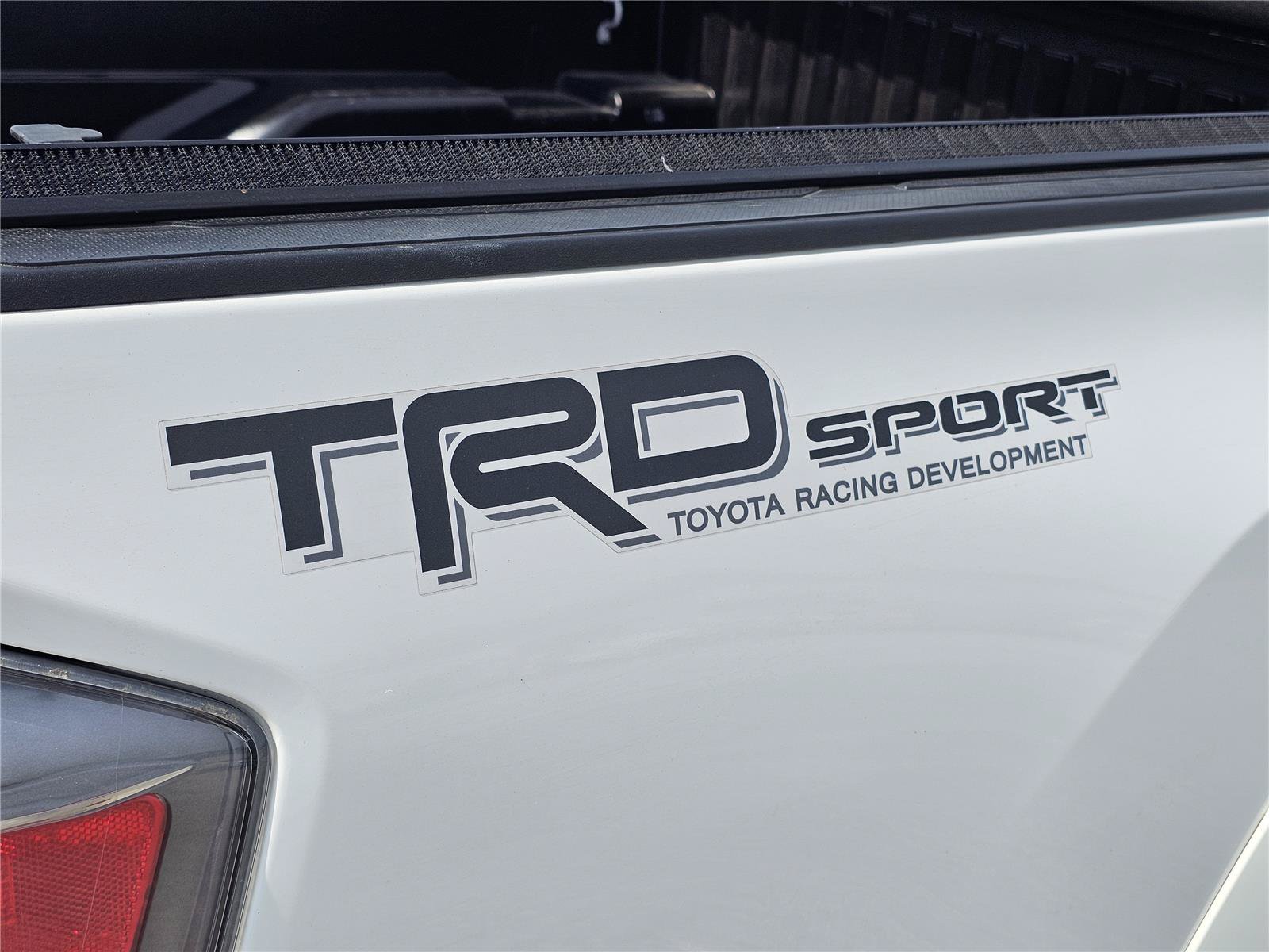 2023 Toyota Tacoma TRD Sport - Photo 10