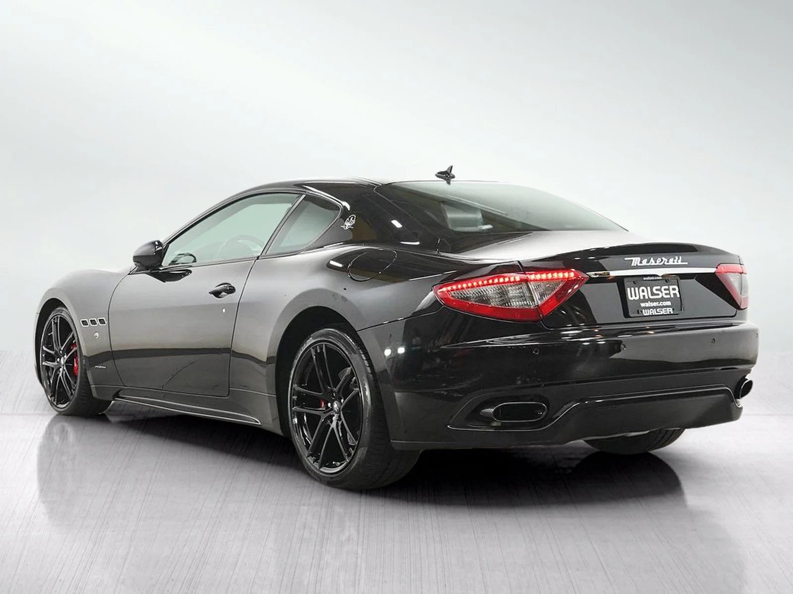 Used 2015 Black Maserati 2dr Cpe GranTurismo Sport image 3