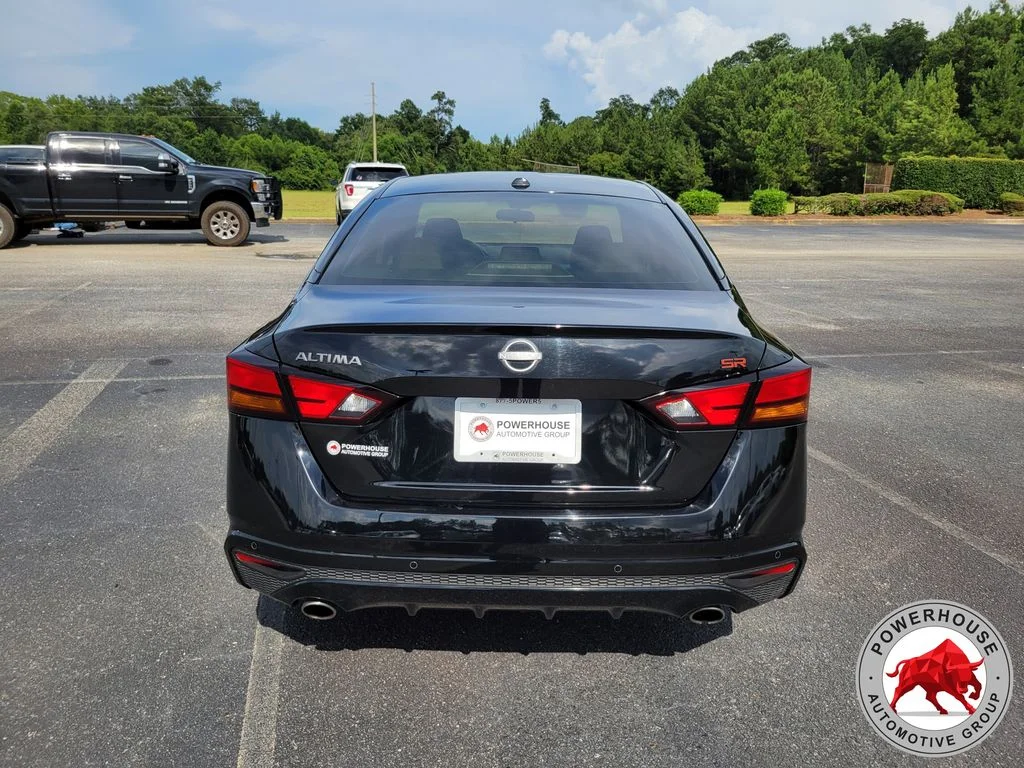 Used 2024 Black Nissan 2.5 SR image 5