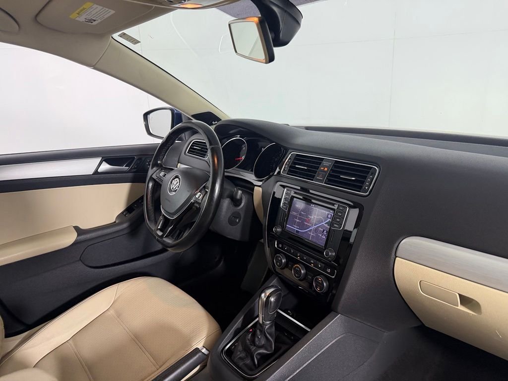 Used 2018 Blue Volkswagen 1.8T SEL image 28