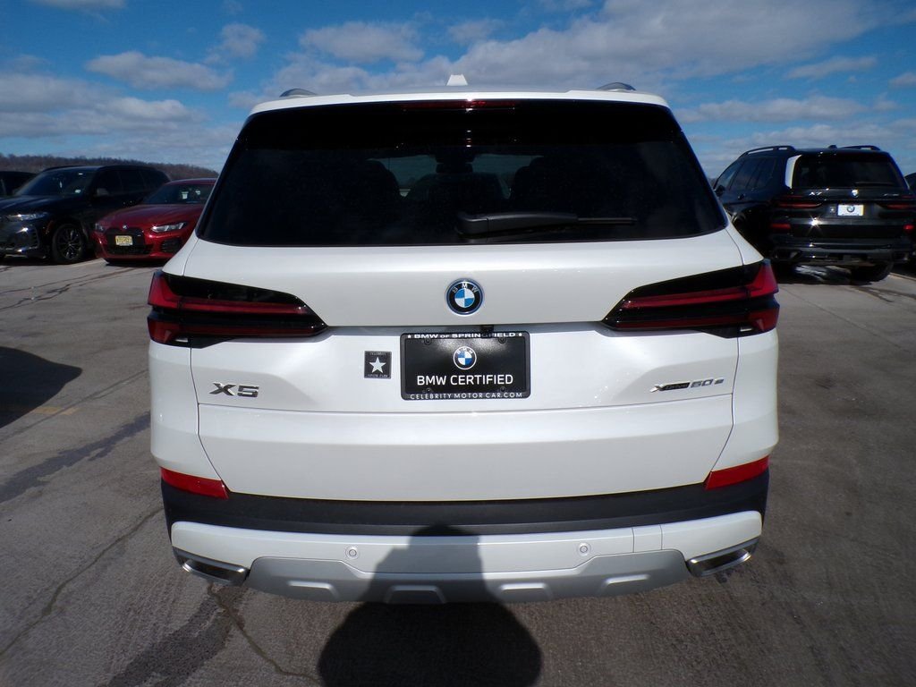 Certified Used 2026 Mineral White Metallic BMW xDrive50e image 5