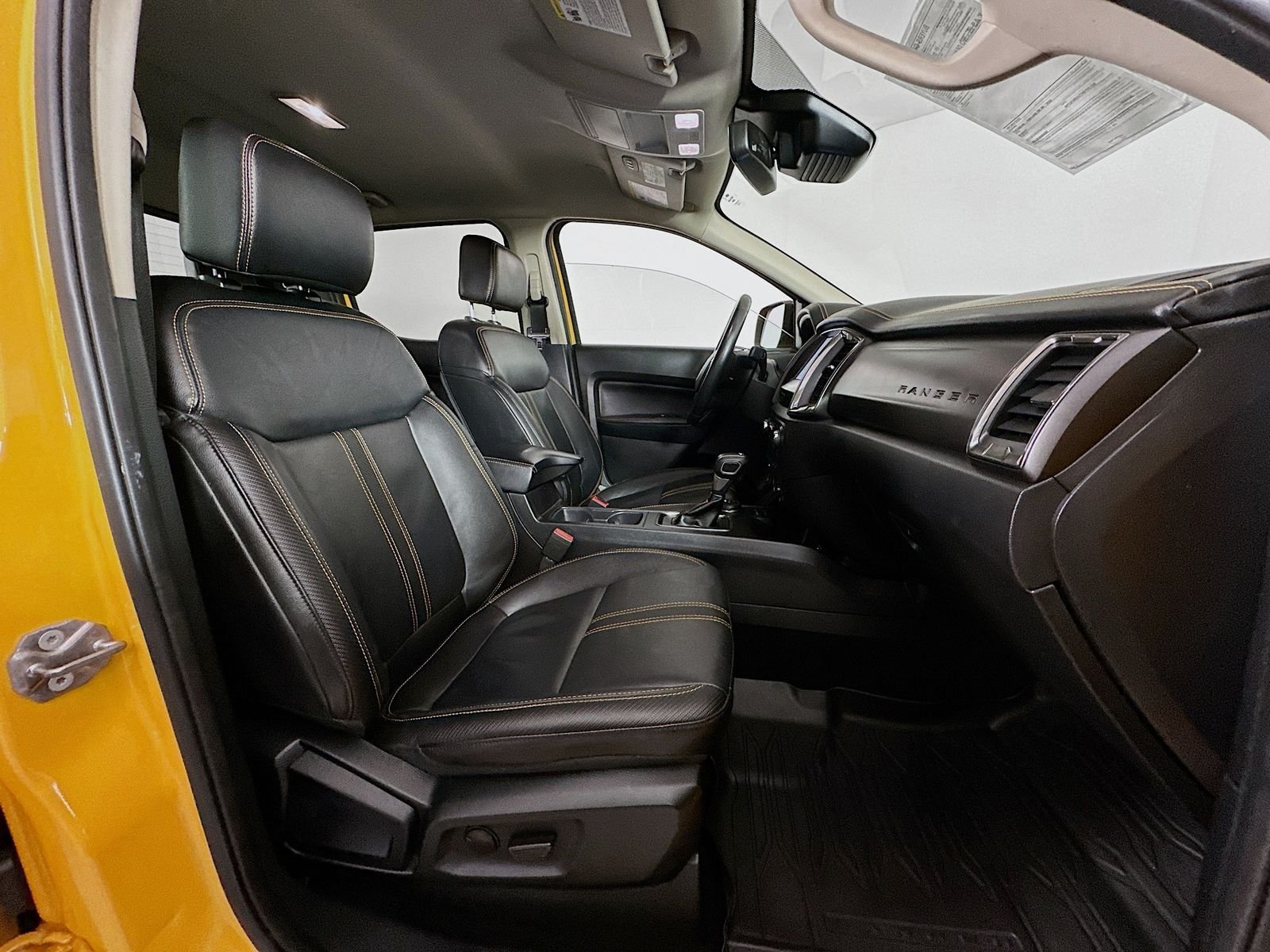 Used 2022 Cyber Orange Metallic Tricoat Ford Lariat image 26