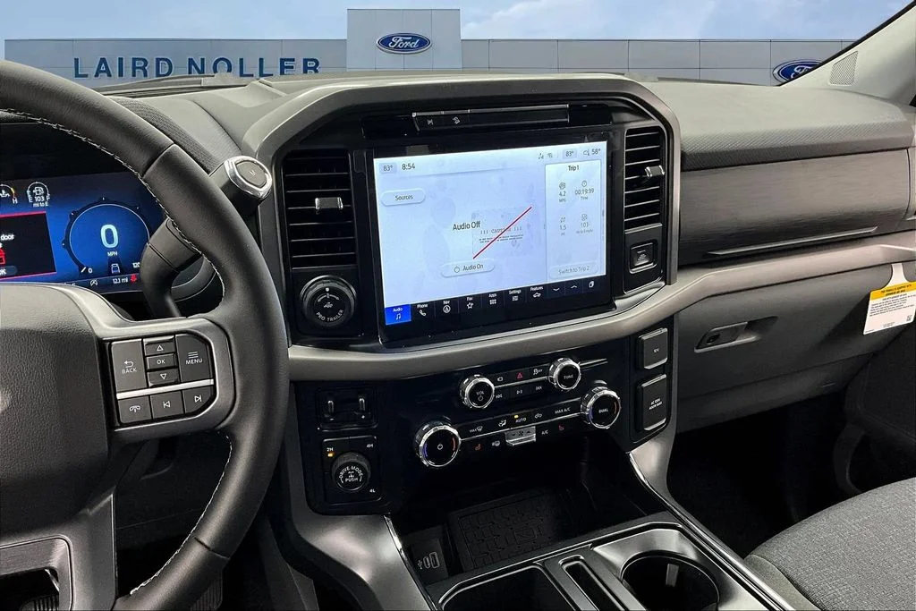 New 2025 Gray Metallic Ford XLT image 6