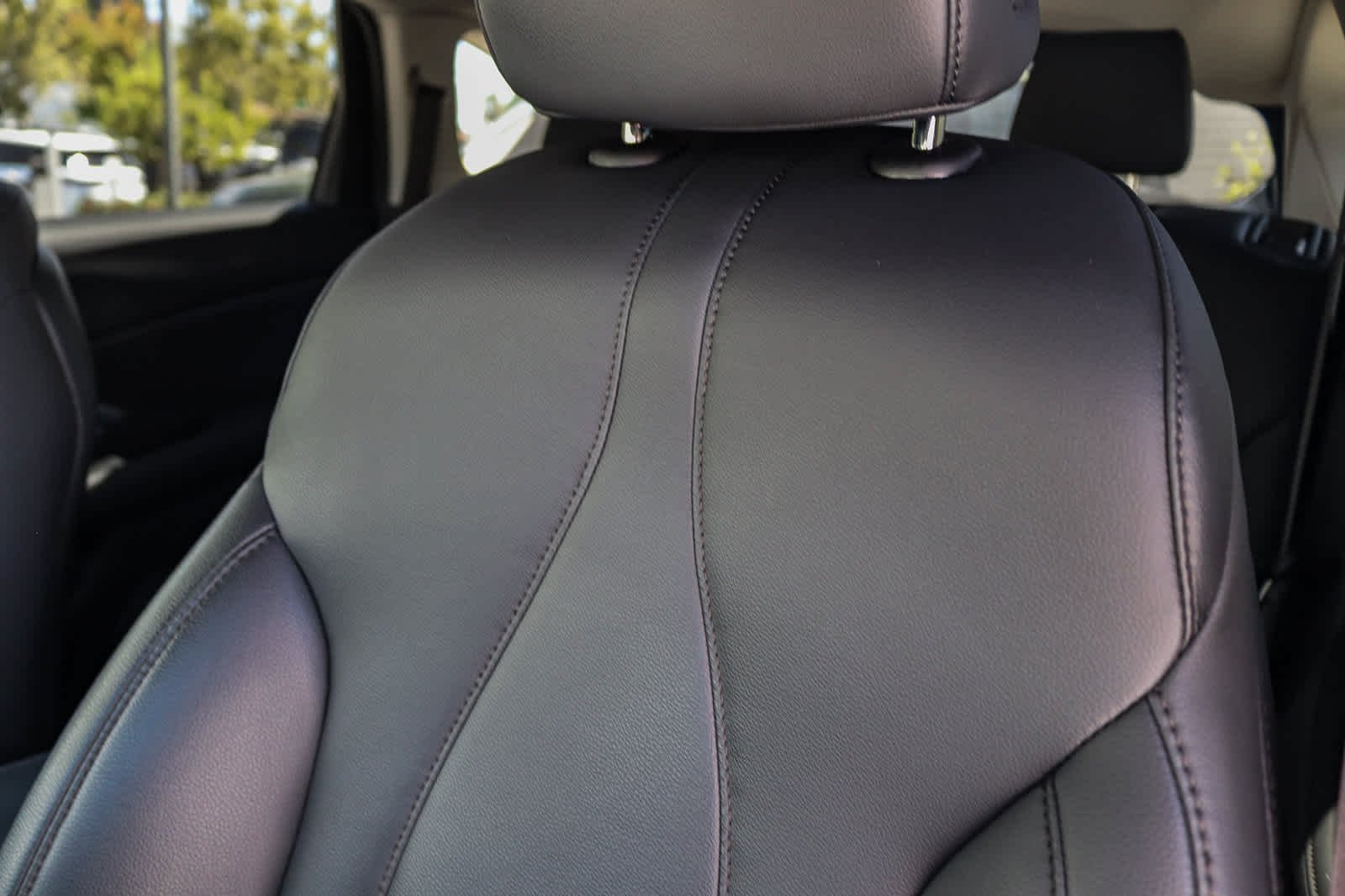 Used 2023 Liquid Carbon Metallic Acura  image 27
