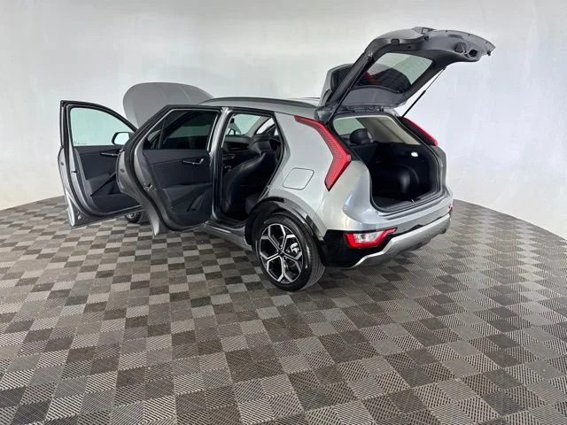 Used 2025 Gray Kia EX Touring image 18