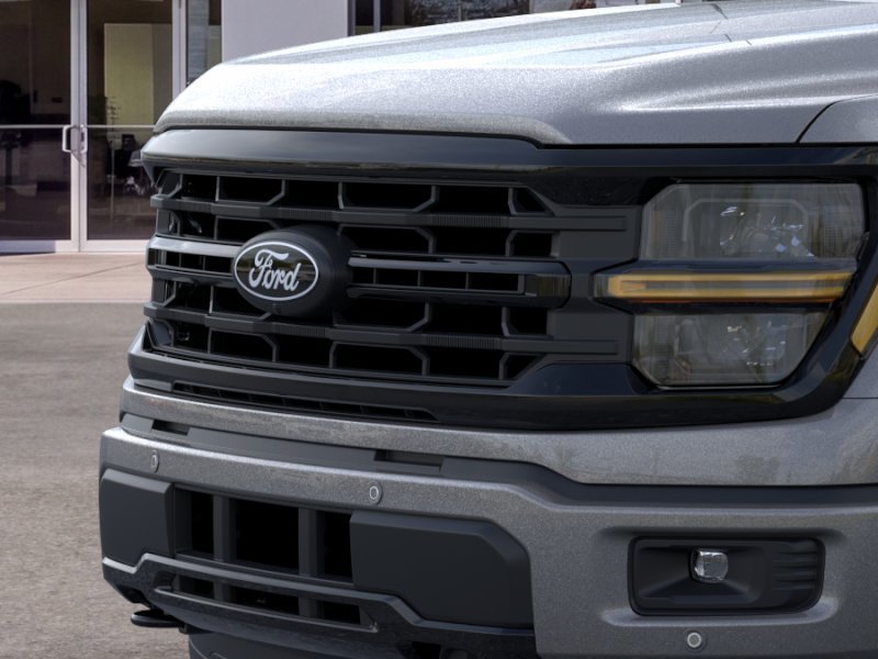 New 2026 Carbonized Gray Metallic Ford XLT image 17