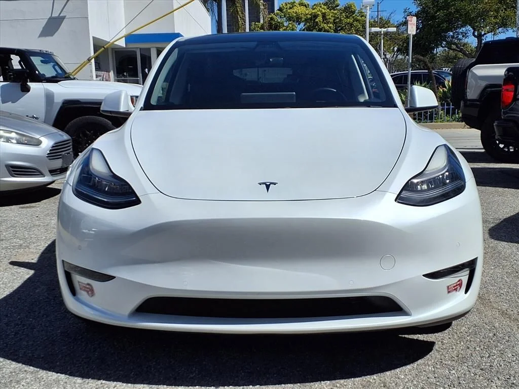Used 2021 Tesla Model Y Long Range with VIN 5YJYGDEE1MF073203 for sale in Santa Monica, CA