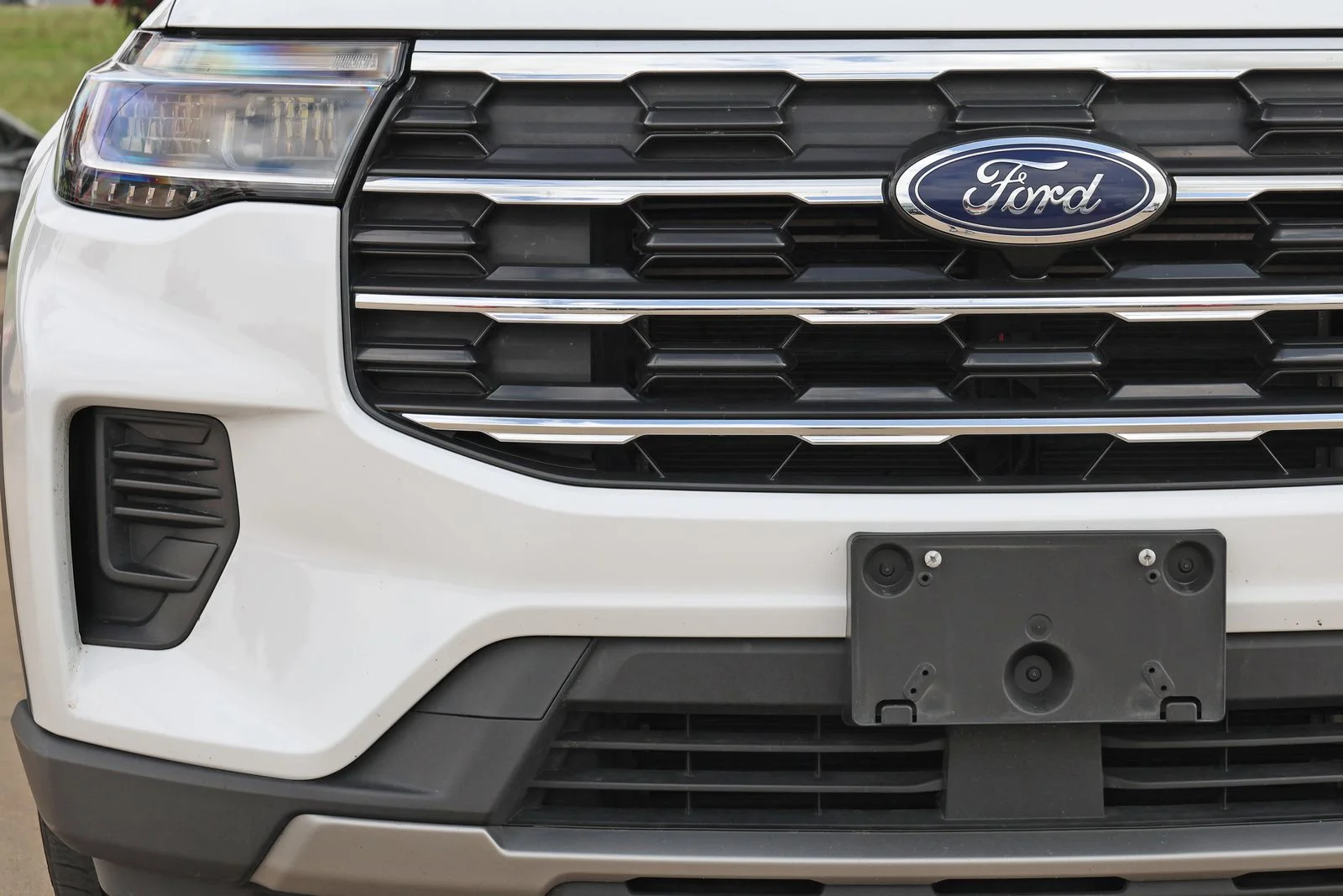 Used 2025 White Ford Active image 11