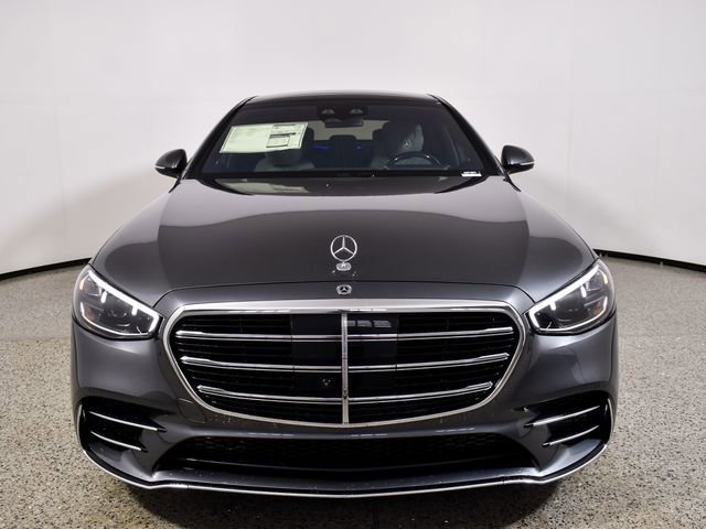 New 2026 MANUFAKTUR Graphite Metallic Mercedes-Benz S 580 image 58