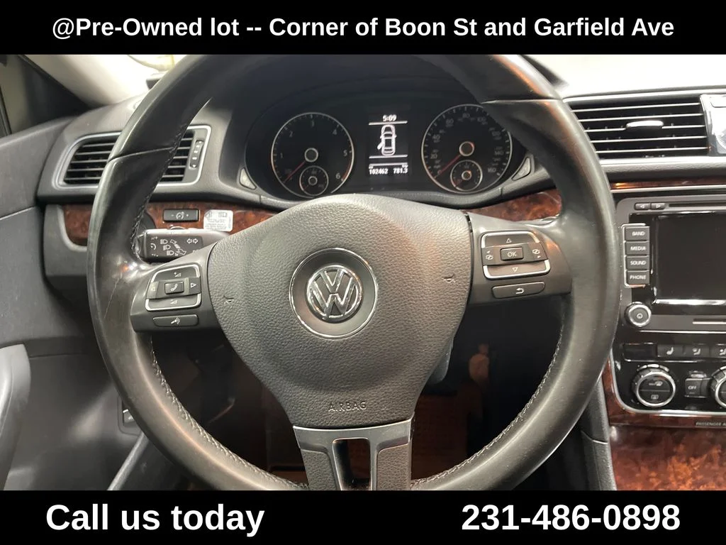 Used 2013 Gray Volkswagen TDI SEL Premium image 20