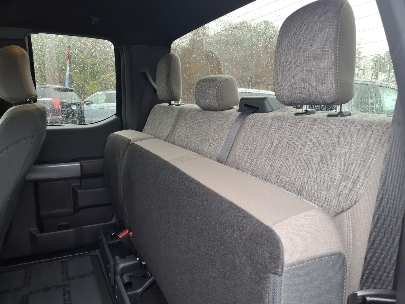 New 2026 Agate Black Metallic Ford XLT image 9