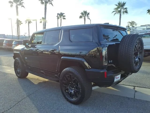 Used 2026 Void Black GMC 2X image 8