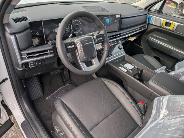 2026 Hyundai Santa Fe Limited - Photo 10