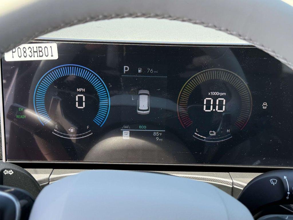 New 2026 White Hyundai SE image 26