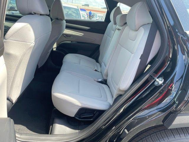 New 2026 Black Hyundai SE FWD image 18