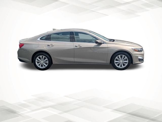 Used 2023 Gray Chevrolet LT image 3