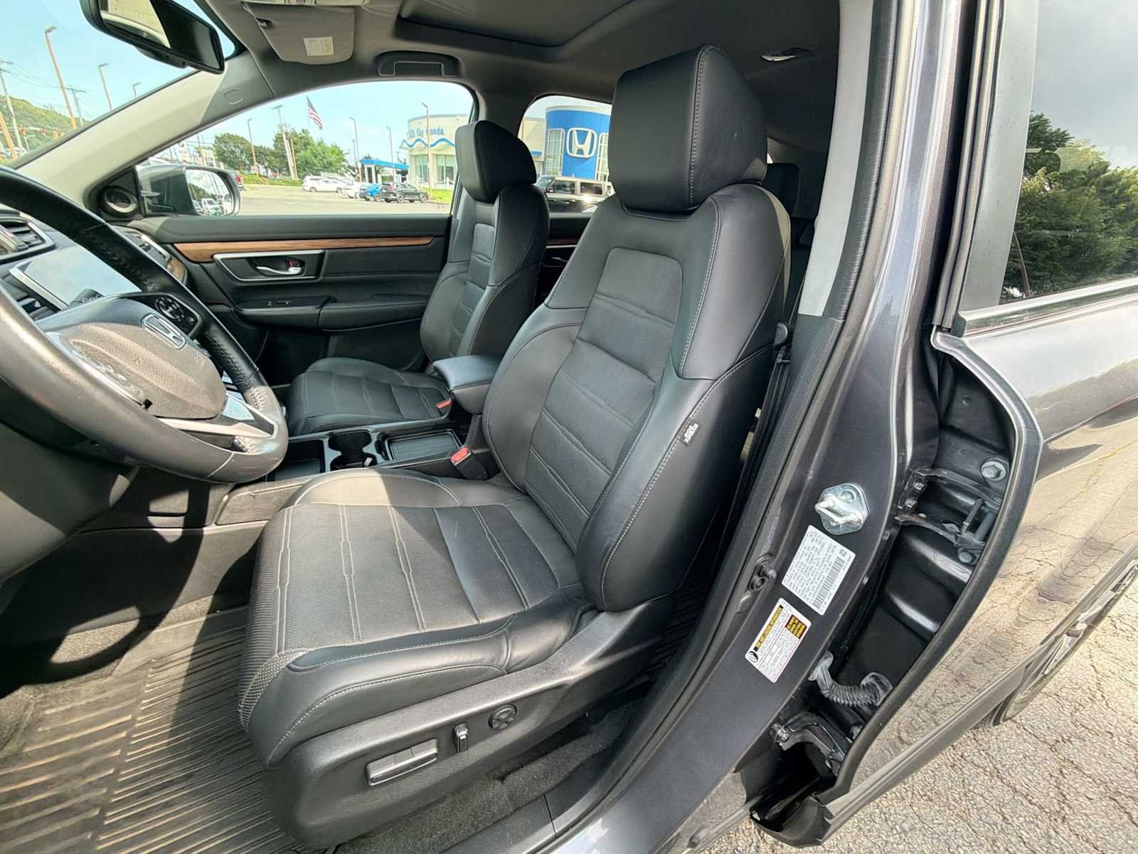 Used 2022 Modern Steel Metallic Honda EX-L image 21