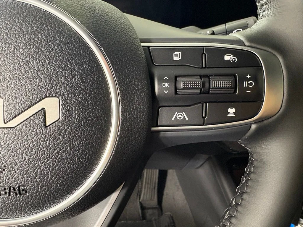 New 2026 Wolf Gray Kia GT-Line FWD image 25