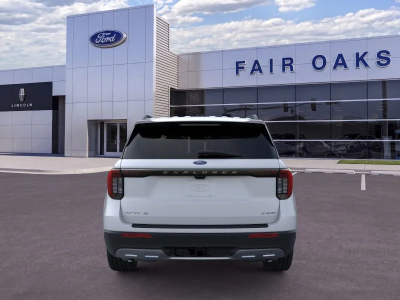 New 2026 Space White Metallic Ford Active image 28