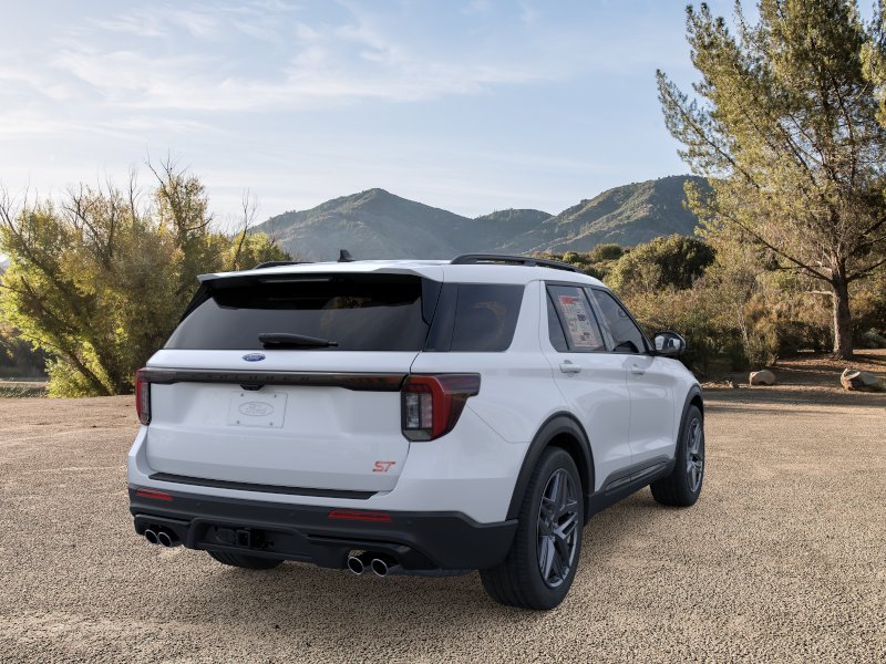 New 2026 Space White Metallic Ford ST image 41