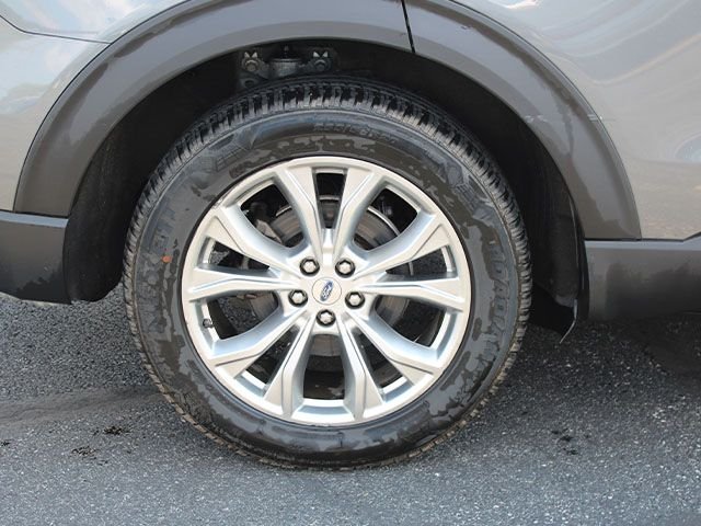 Used 2021 Gray Metallic Ford XLT image 8