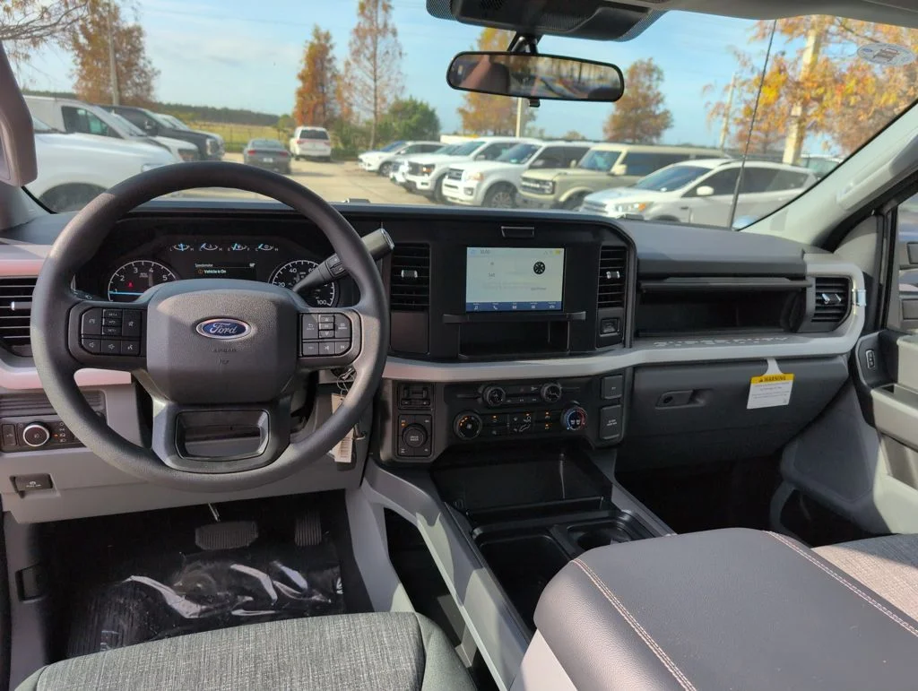 New 2026 Gray Ford XLT image 7