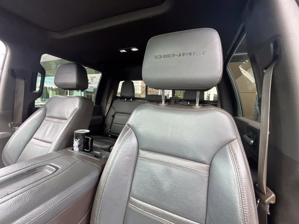 Used 2020 White GMC Denali image 35
