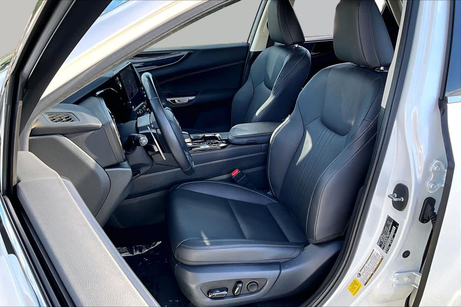 Used 2023 Eminent White Pearl Lexus  image 8