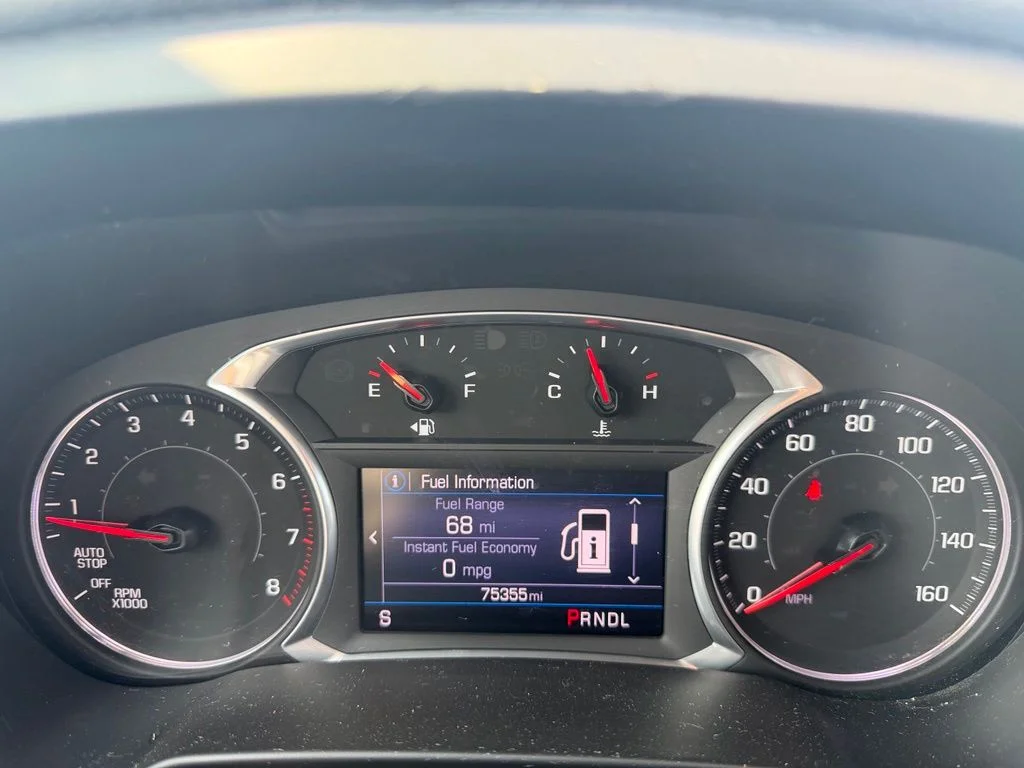 Used 2022 Gray Chevrolet LT image 29