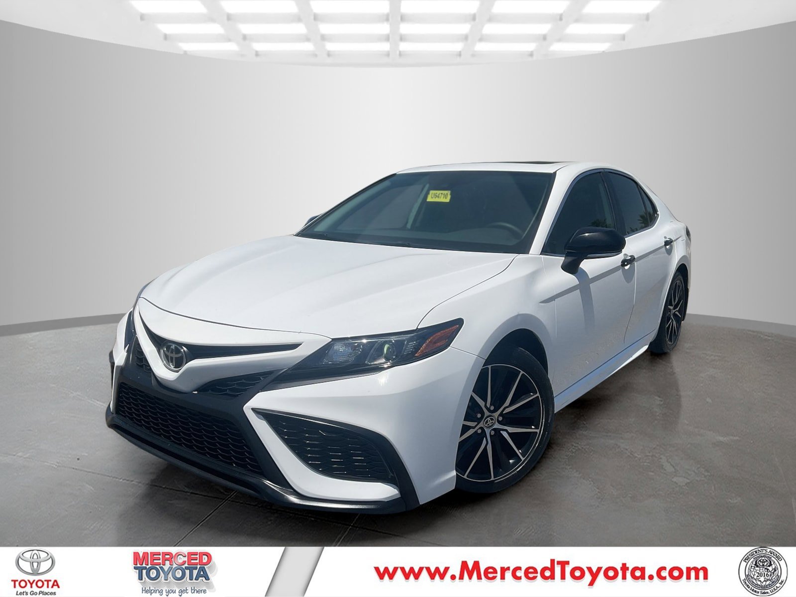 2021 Toyota Camry 2.5 Auto SE's photo
