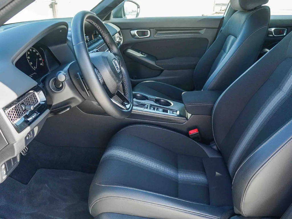 2024 Honda Civic Hatchback Sport - Photo 19