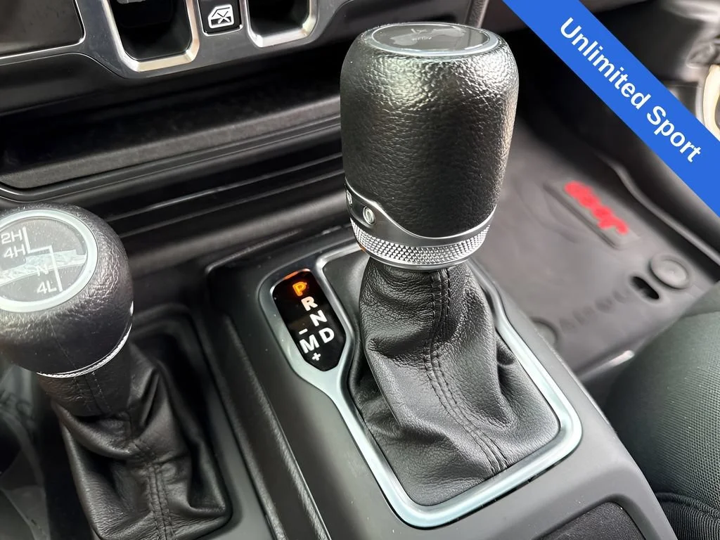 Used 2021 Black Jeep Unlimited Sport S image 15