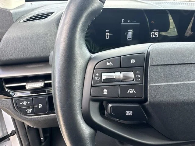 Used 2026 White Kia EX image 35
