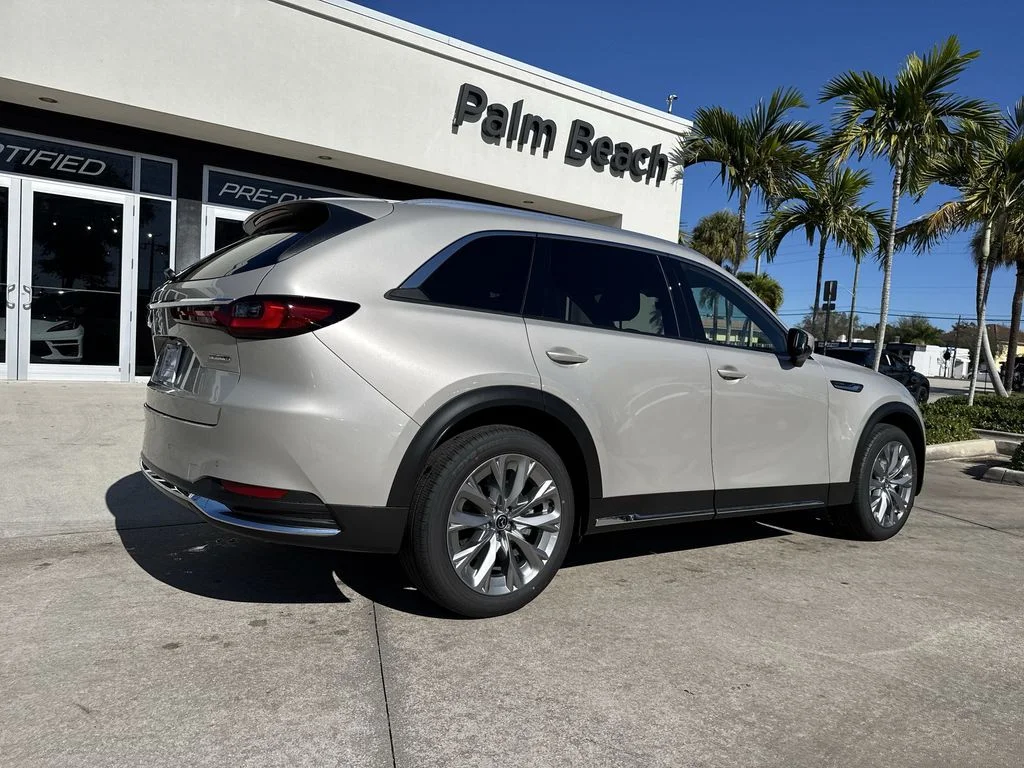 New 2026 Platinum Mazda 3.3 Turbo Premium Plus AWD image 24