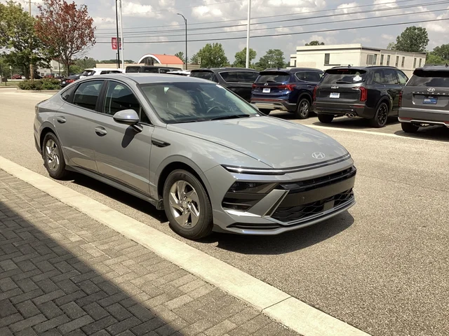 Certified Pre-Owned 2026 Hyundai Sonata SE Front-wheel Drive Car