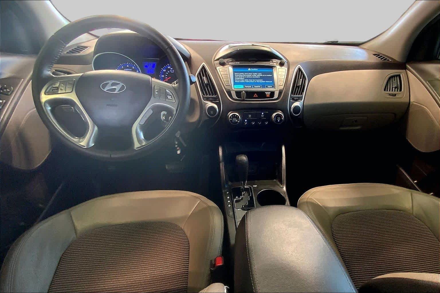 Used 2011 Iris Blue Hyundai GLS image 15